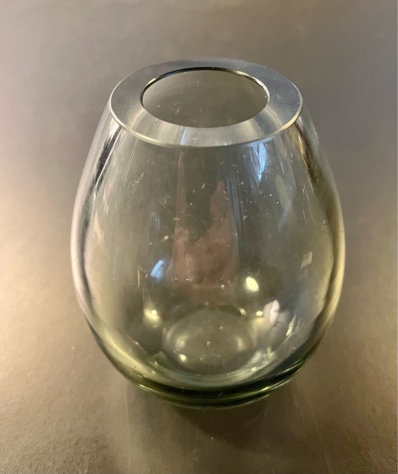 Glas Vase dråbeformet røgfarvet