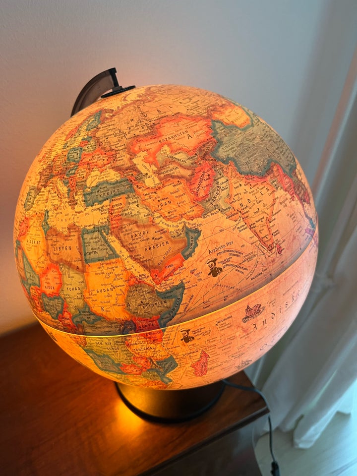 Lampe, Scan Globe A/S