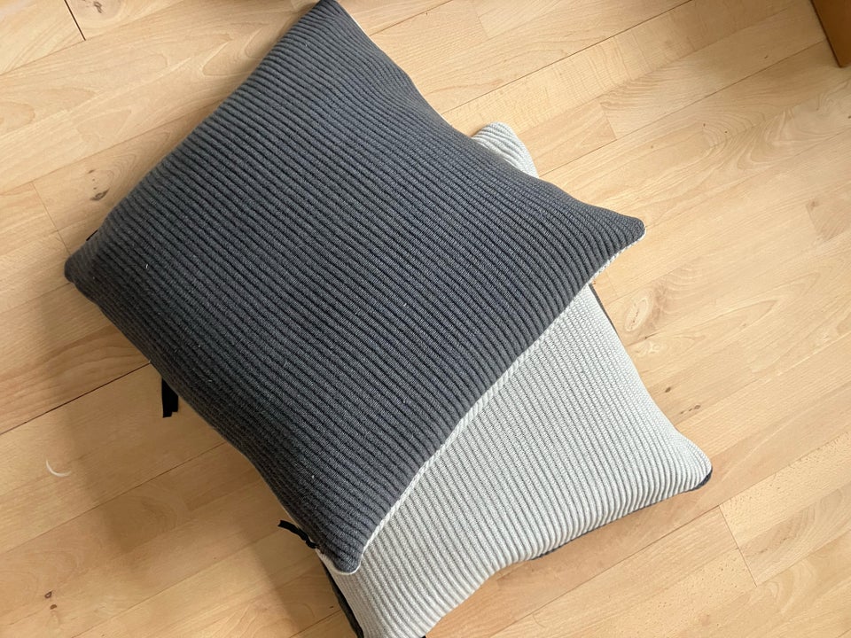 Sofa/pynte Puder, Semibasic