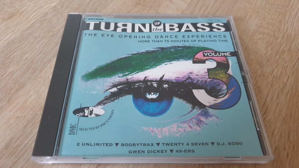 Diverse Kunstnere: Turn Up The Bass