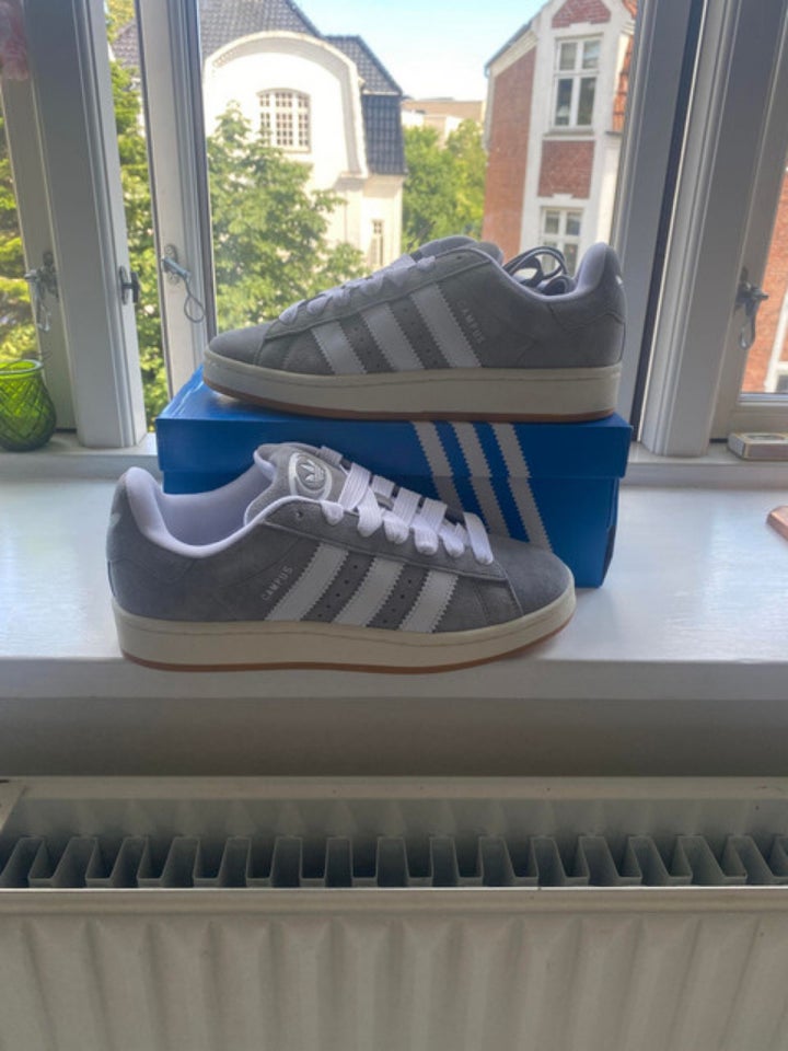 Sneakers, str. 42, Adidas