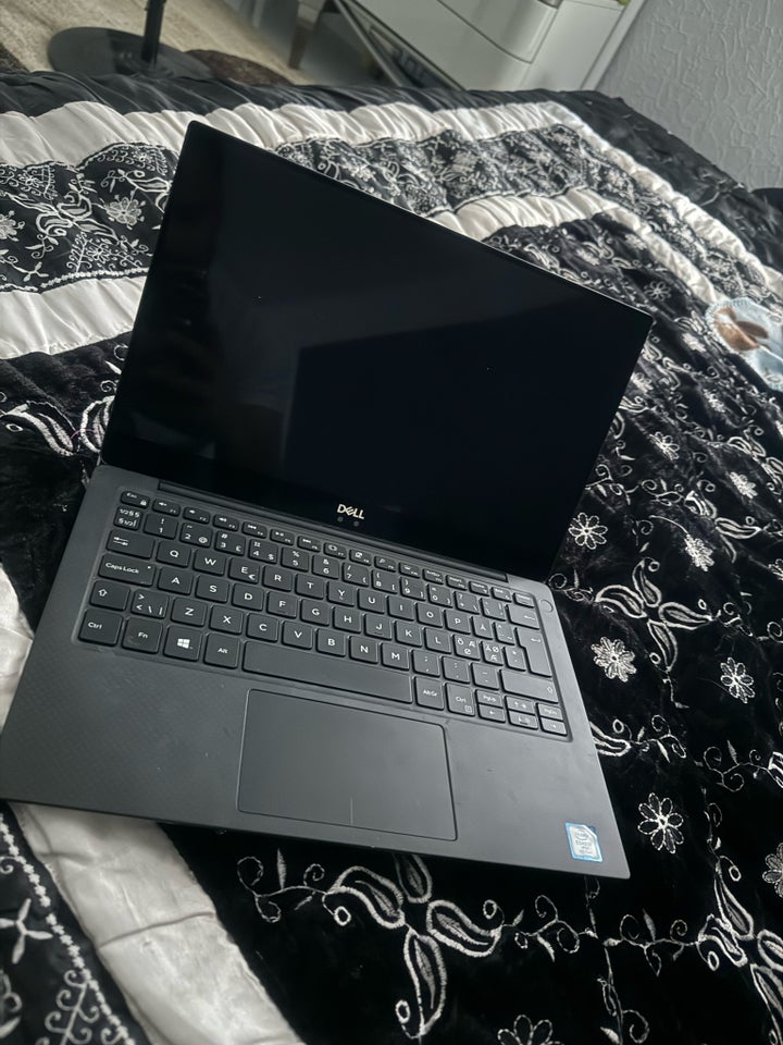 Dell XPS, Intel Core i7 GHz, 16GB GB