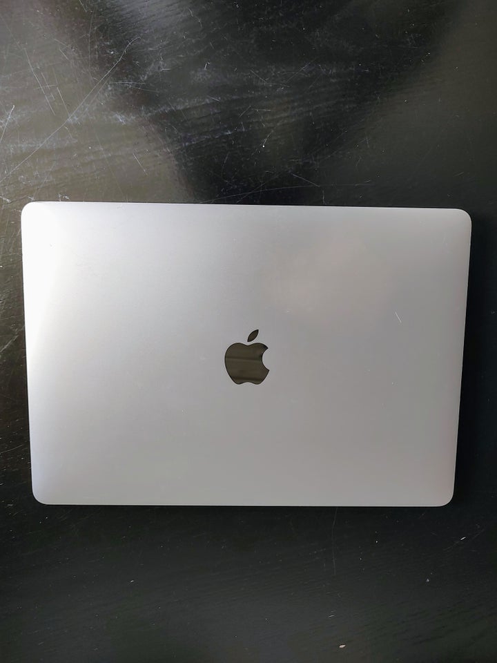 MacBook Pro 2019 touchbar 14 GHz