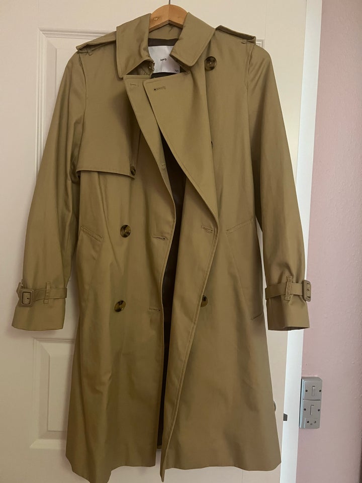 Trenchcoat, str. 36, Mango