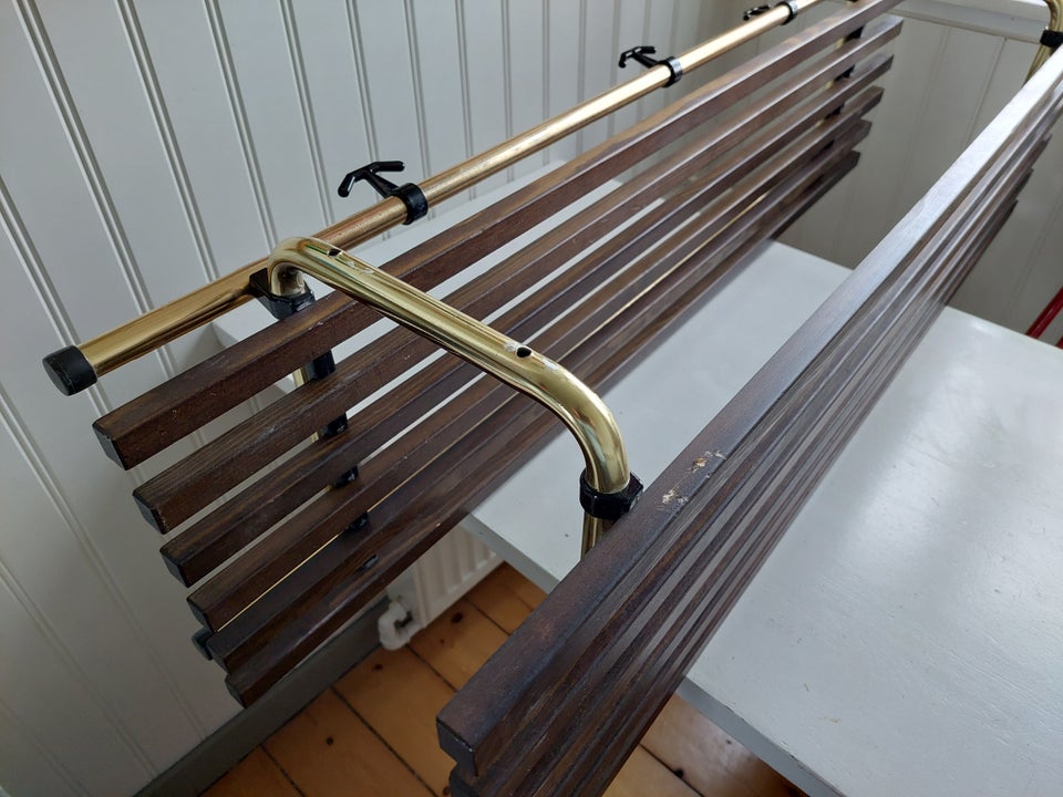 Hattehylde 110 cm Isaksson