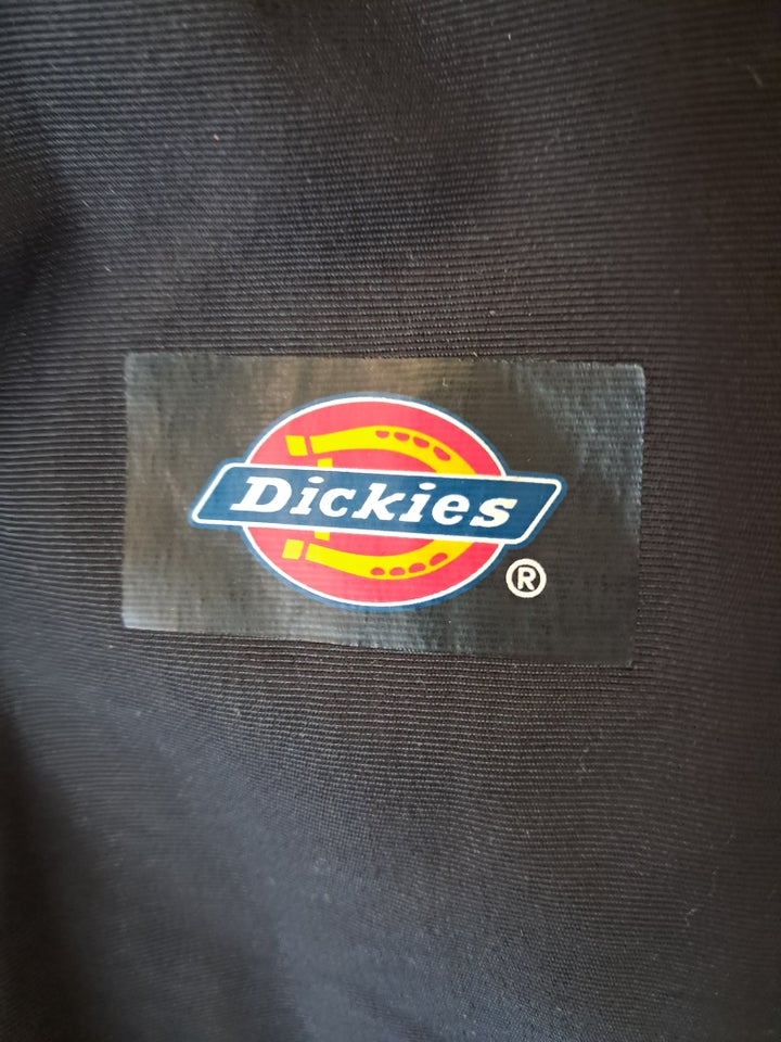 Andet, str. L, DICKIES