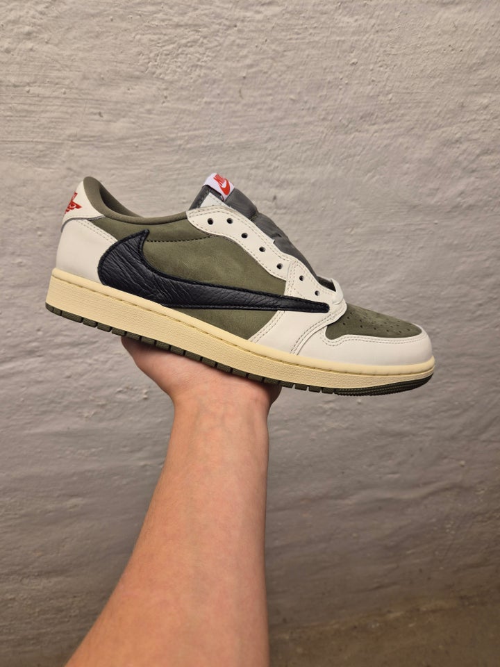 Sneakers, str. 40, Jordan 1 Low