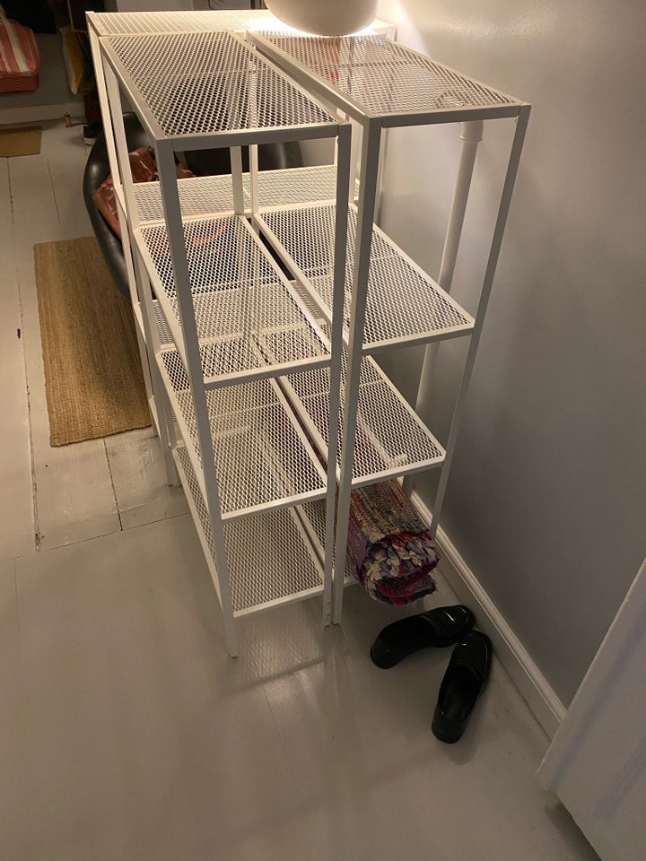 Reoler hvid metal, Ikea BAGGEBO