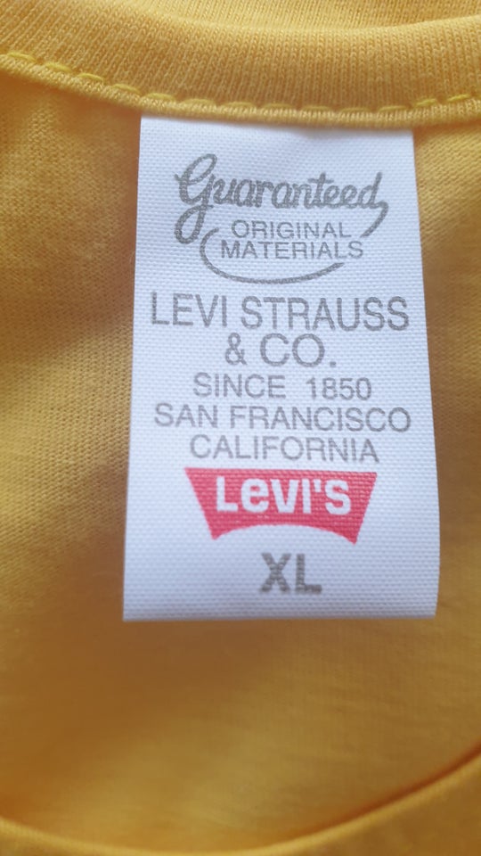 Top, Levi's, str. XL