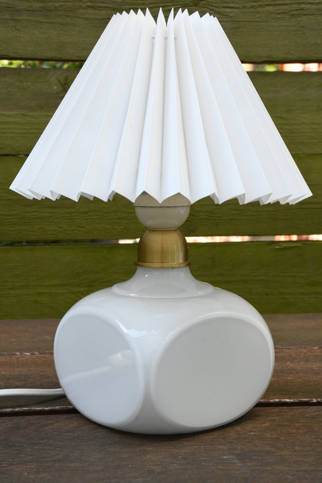 Le Klint model 312 bordlampe