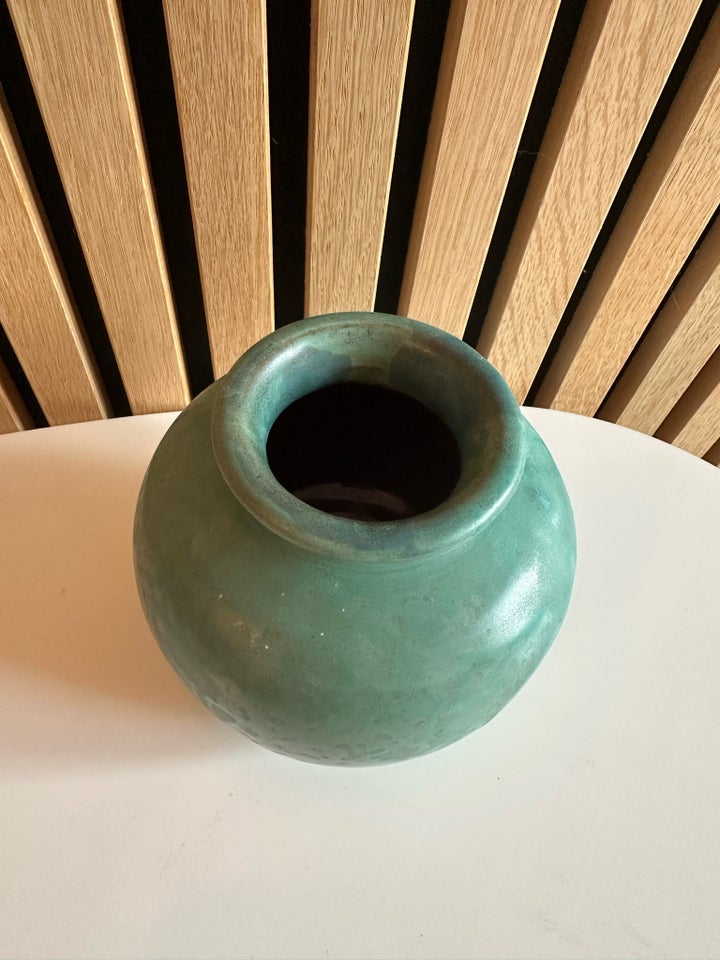 Vase, Hjalte møller