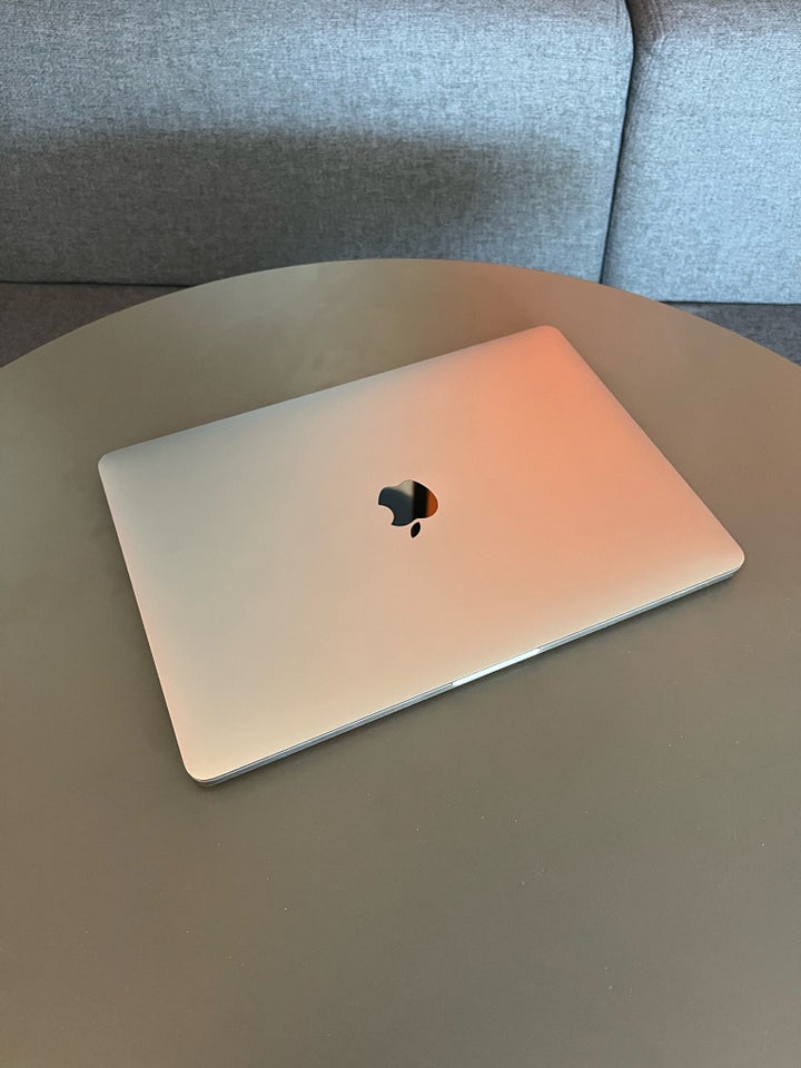 MacBook Pro 13-inch 2017