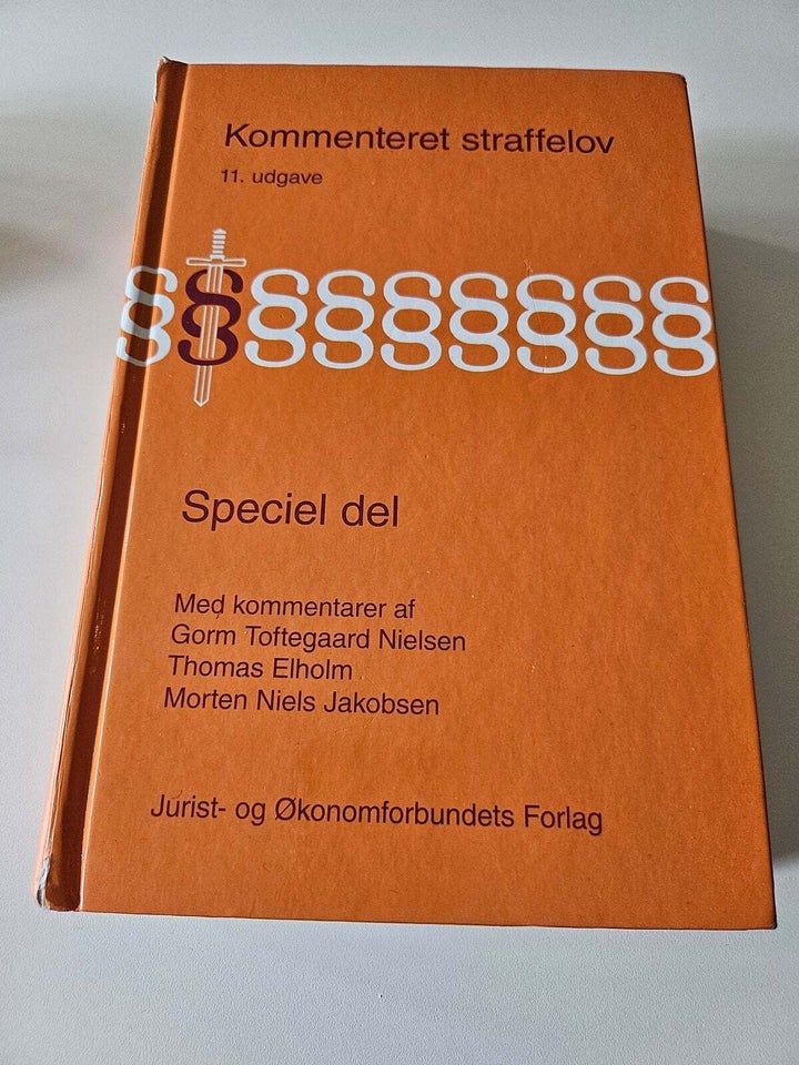 Kommenteret straffelov speciel