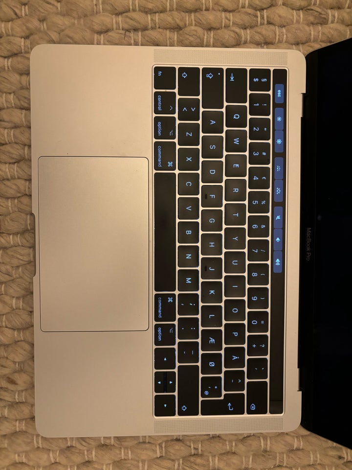 MacBook Pro, 13”, 256 GB harddisk