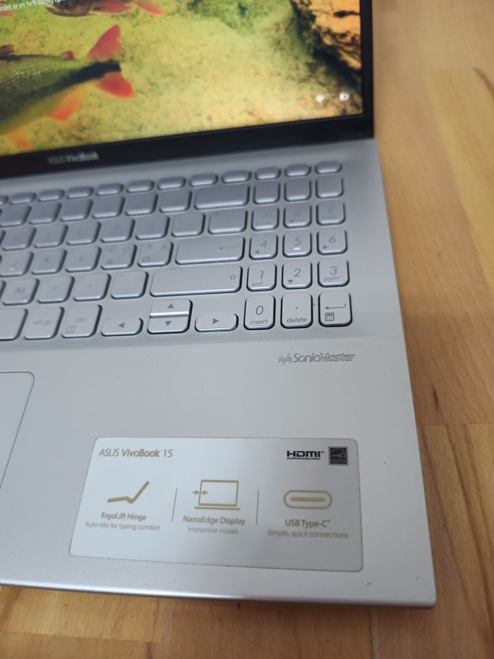 Asus VivoBook Ryzen, 2,6 GHz, 8 GB