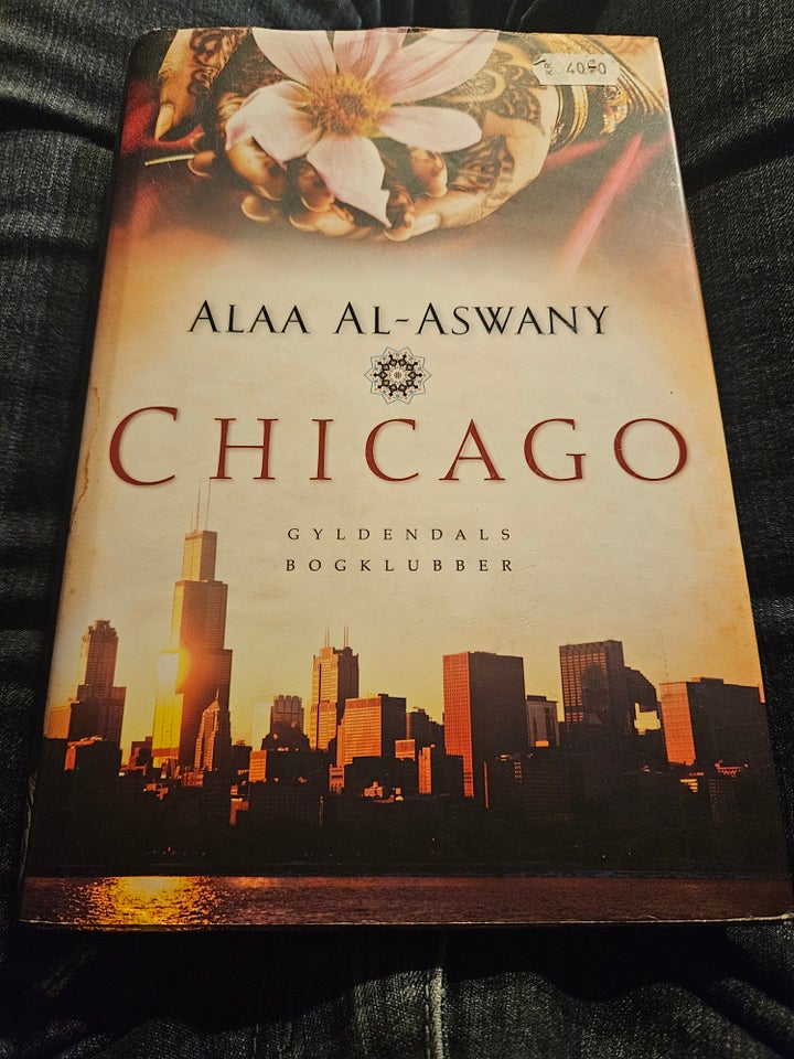 Chicago, Alaa Al-Aswany, genre: