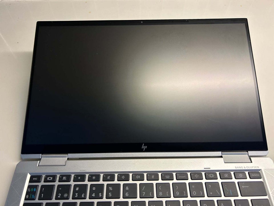 HP Elitebook 1030 G8 24 GHz 16 GB