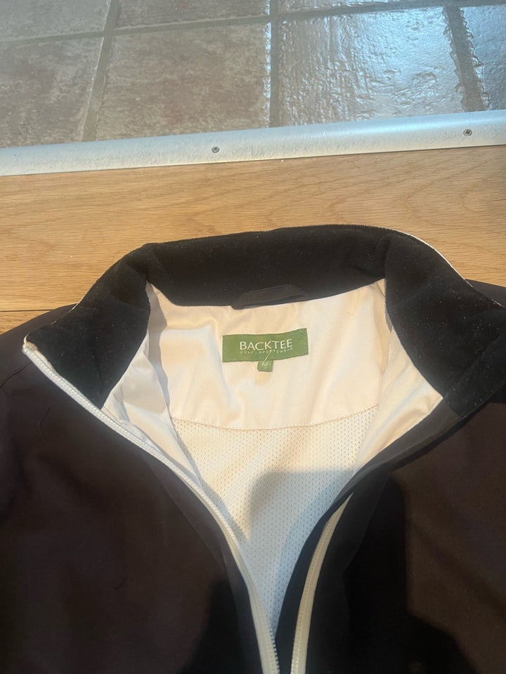 Golftøj, Windbreaker