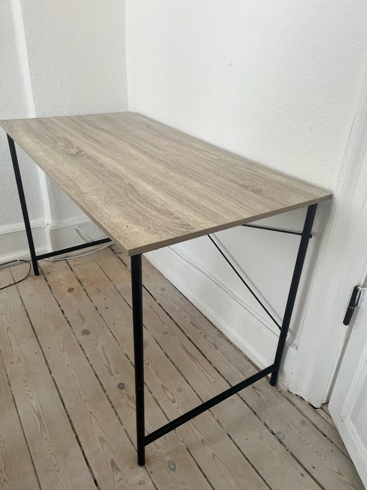 Skrivebord Jysk VANDBORG b: 120