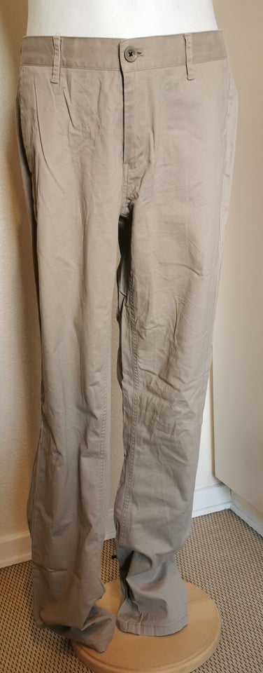 Chinos, Pre-end, str. 33