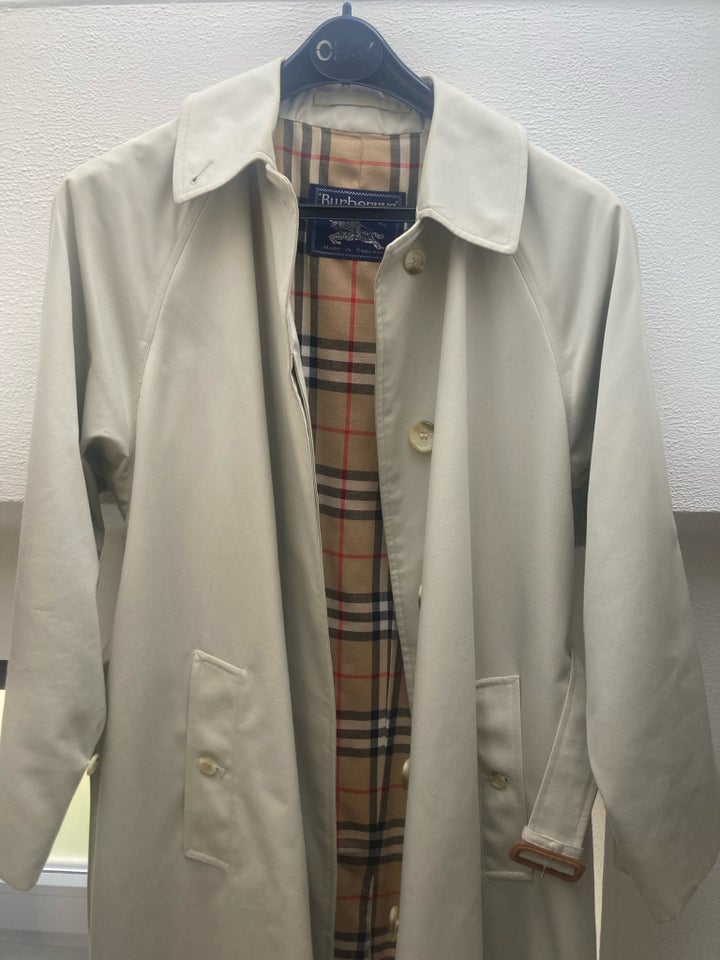 Trenchcoat, str. 38, Burberry