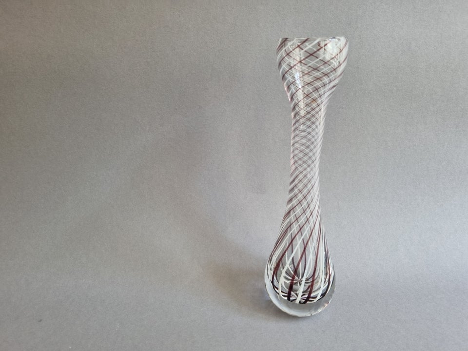 Glas Swirl vase og fiskefad