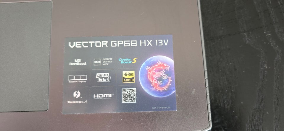 MSI VECTOR GP68 HX 13V, 32 GB ram,