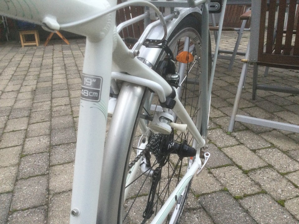 Damecykel, Trek, 48 cm stel