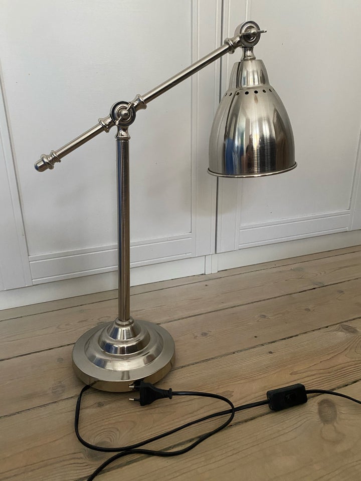 Skrivebordslampe Ikea