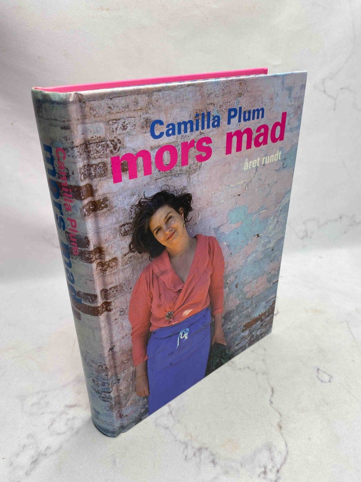 Mors mad året rundt, Camilla Plum,