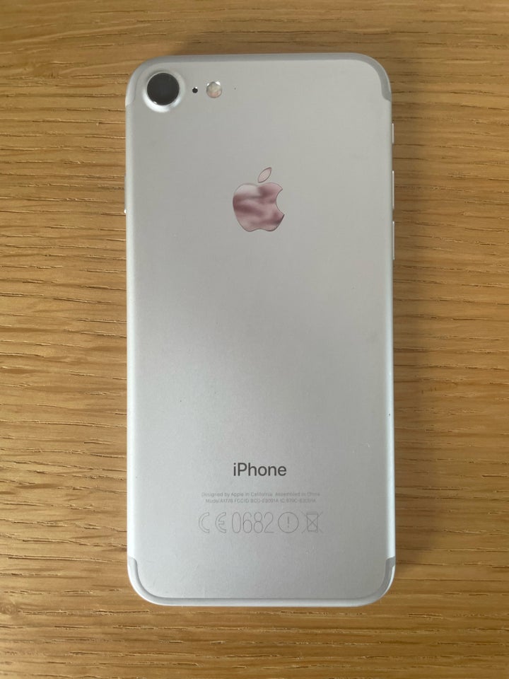 iPhone 7, 32 GB, aluminium