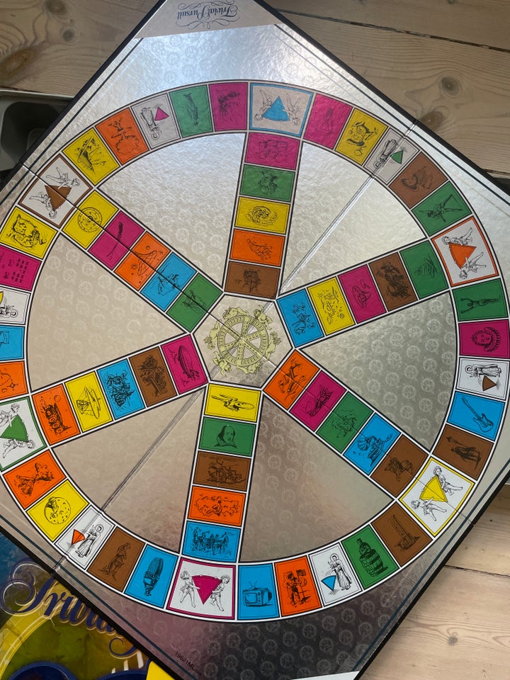 Trivial Pursuit Millennium