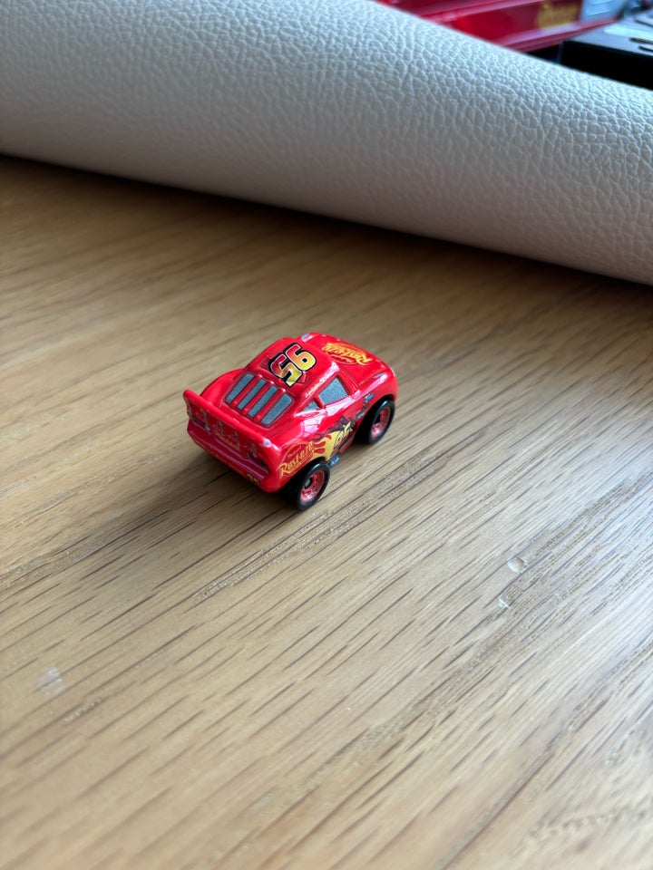 Cars mini racers lynet mcqueen,