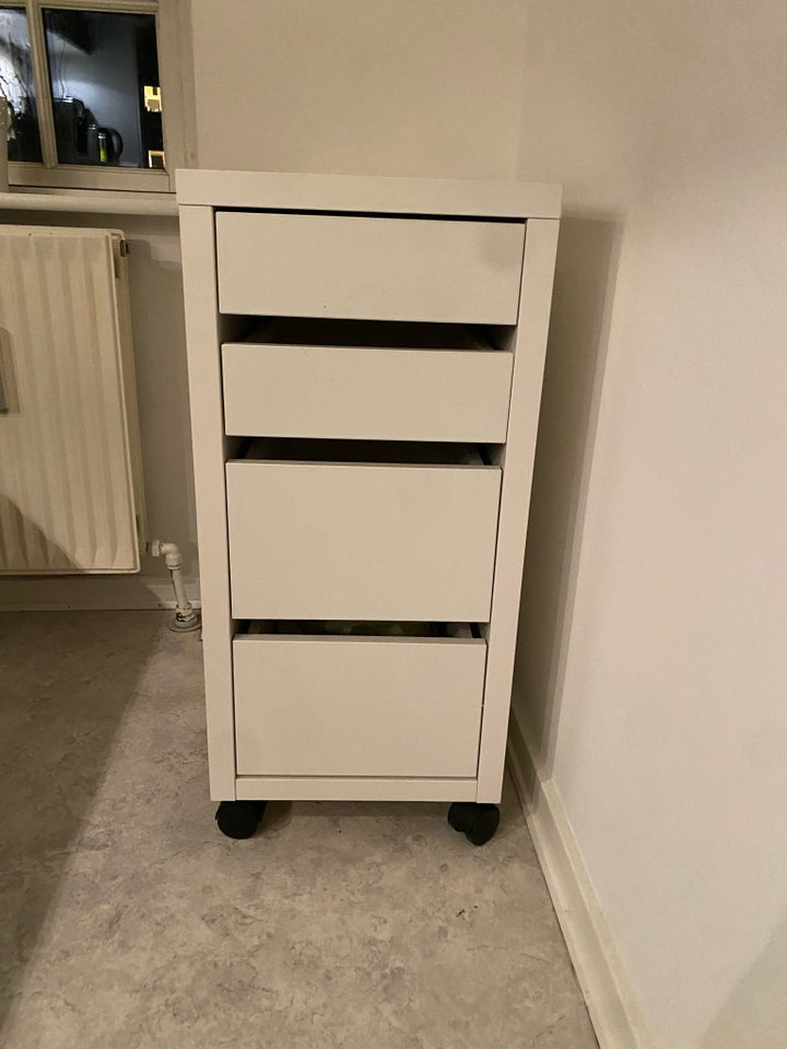 Andet Ikea b: 36 d: 58 h: 70