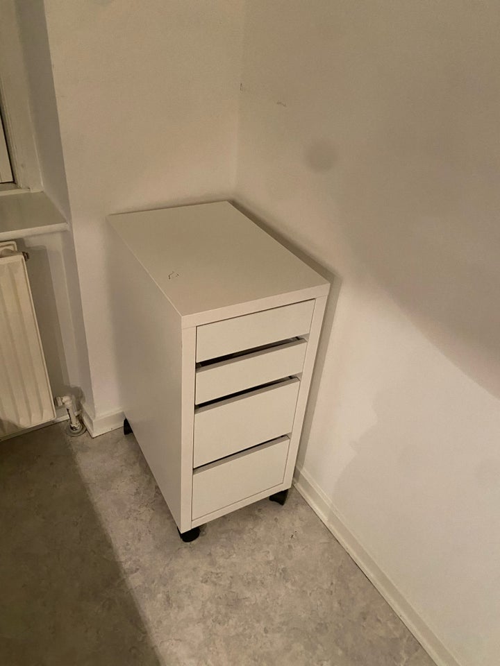 Andet Ikea b: 36 d: 58 h: 70