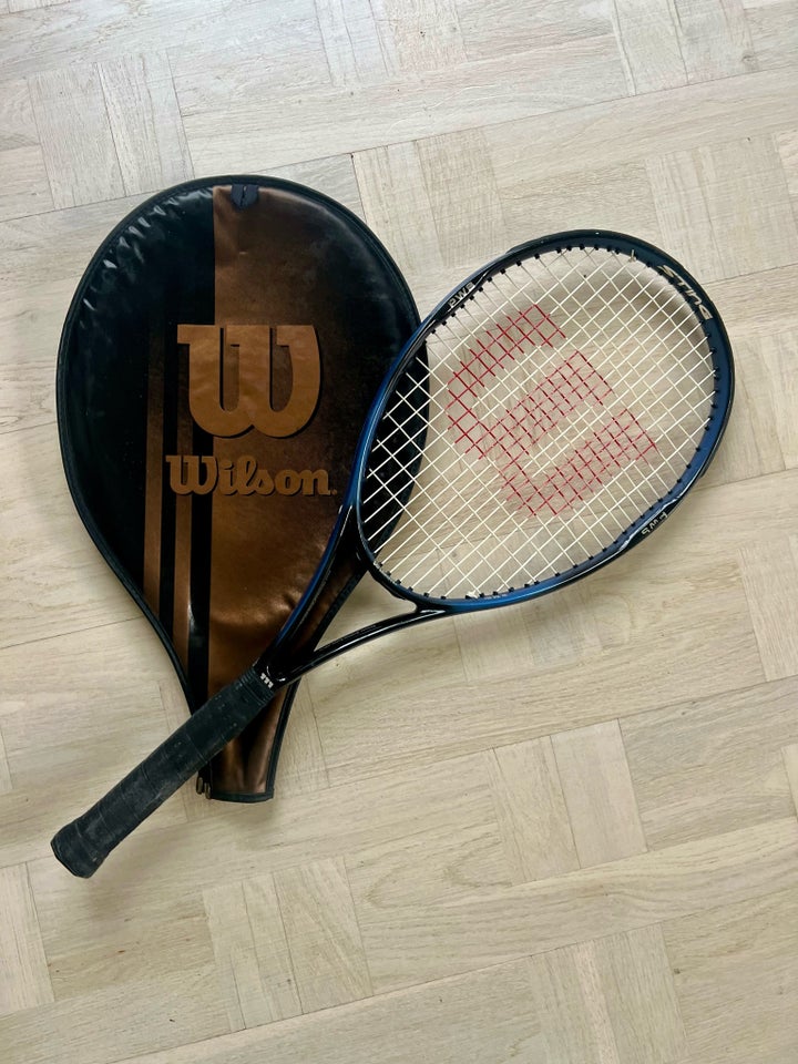 Tennisketsjer, Wilson