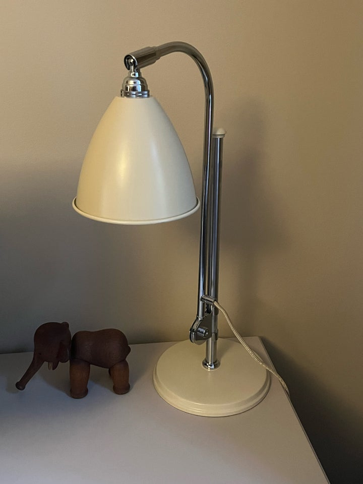 Arbejdslampe, Gubi