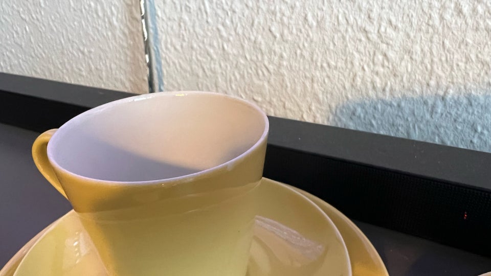 Porcelæn 3 kaffekopper med