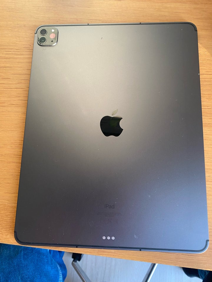 iPad Pro 5, 256 GB, sort