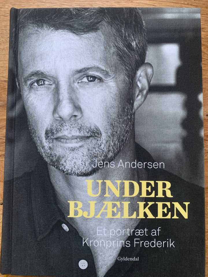 Under Bjælken, Jens Andersen