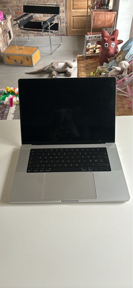 MacBook Pro, 2023, 16 GB ram