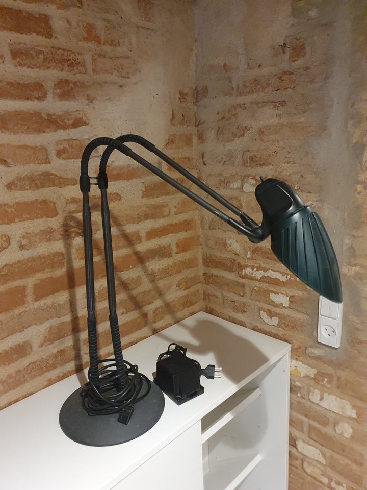 Arkitektlampe, Arteluce