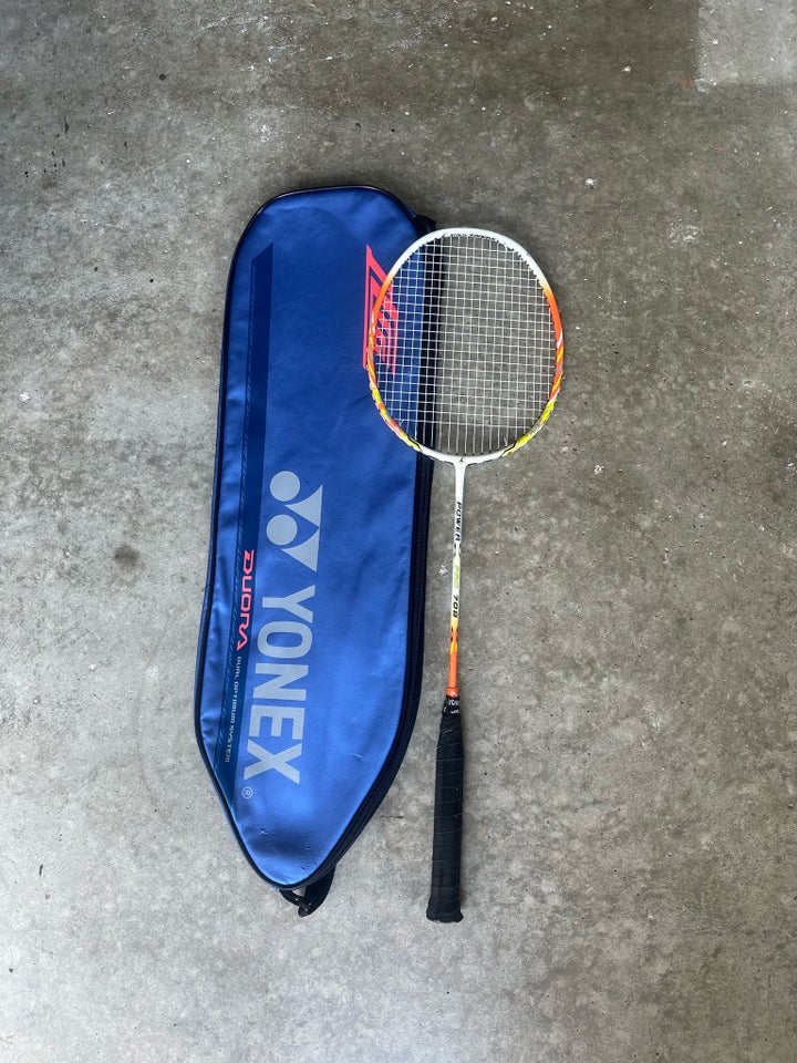 Badmintonketsjer, PROJENNEX