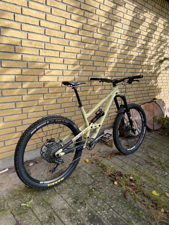 Commencal Commencal clash , full