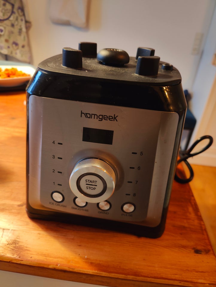 Stor blender, Homgeek