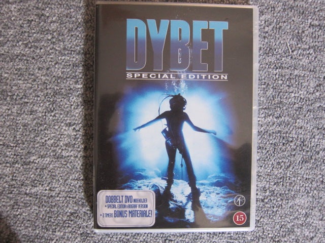 Dybet, instruktør James Cameron,