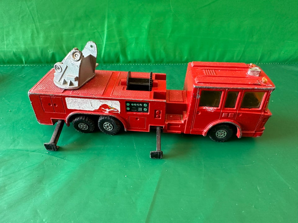 Modellastbil Matchbox Brandbil