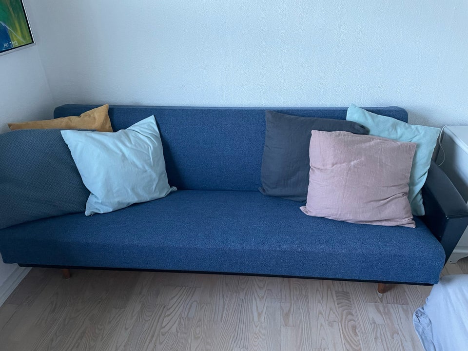 Sovesofa l: 210 h: 110