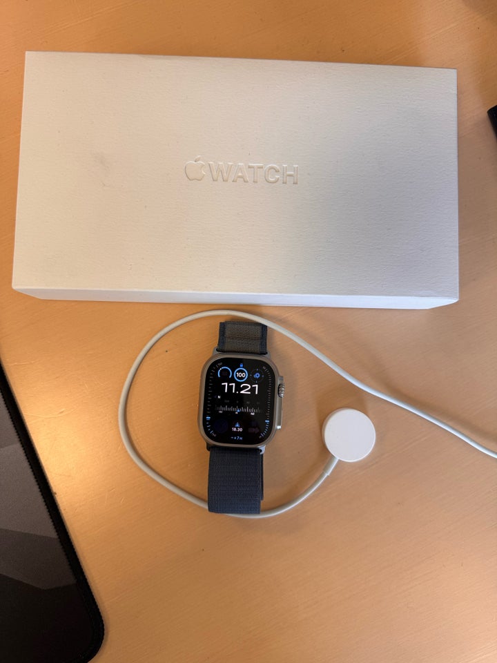 Smartwatch, Apple