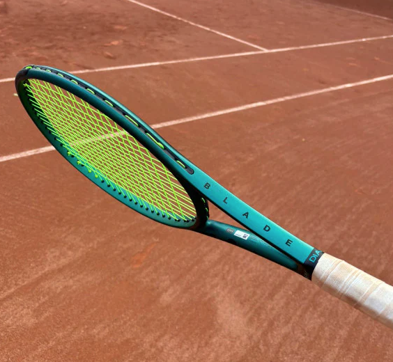 Tennisketsjer Wilson Blade 100 V9